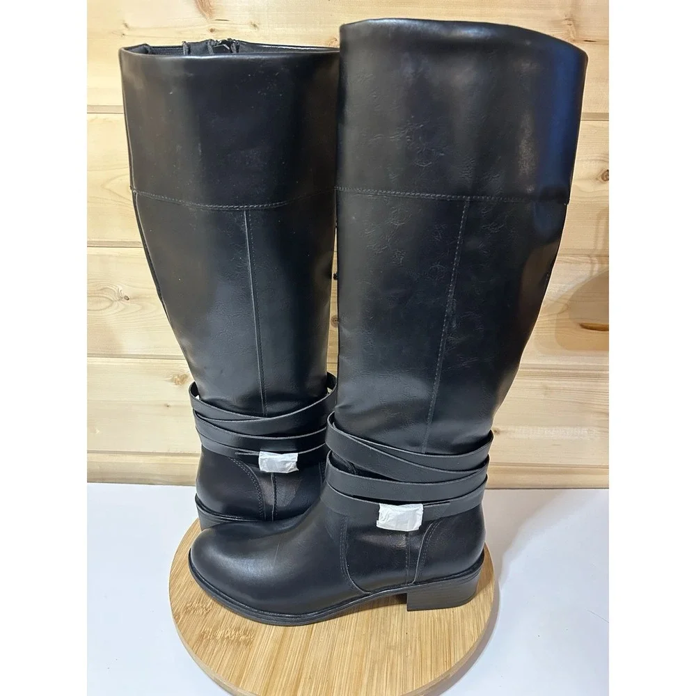 St Johns Bay Women's Black‎ Douglas Knee High 8M Riding Boots NWT